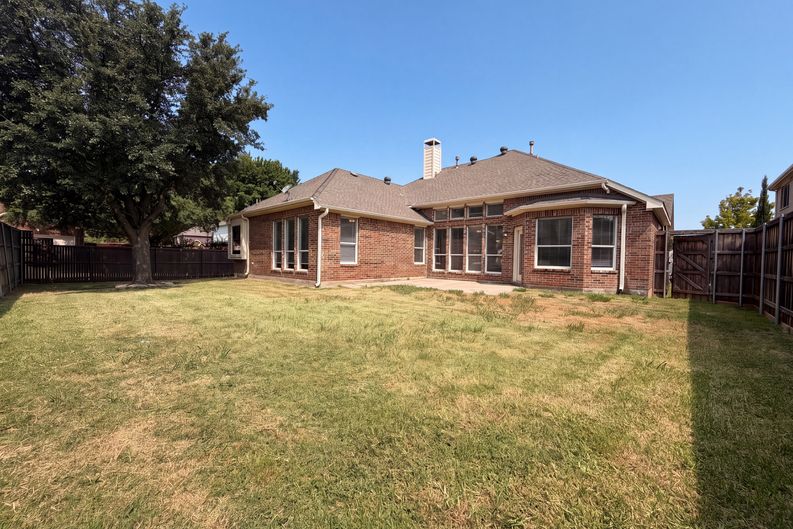 Photo 30 of 31 of 1221 Old Oak Trl, Flower Mound, TX