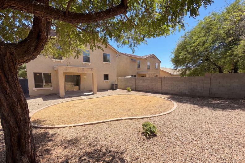 Photo 25 of 27 of 13976 W Port Royale Ln, Surprise, AZ