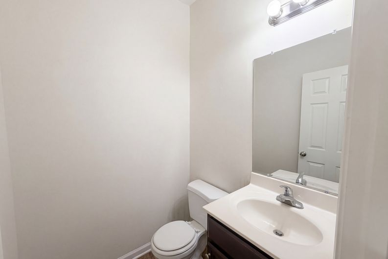 Photo 8 of 16 of 3705 Chancellorsville Ct, Raleigh, NC