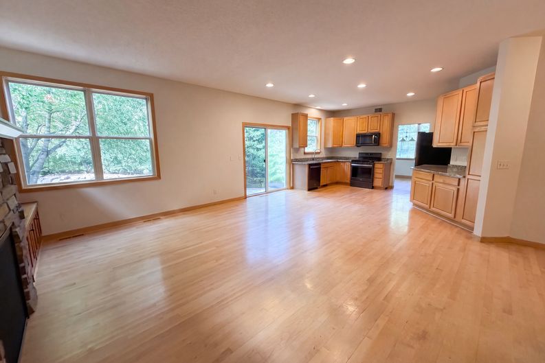 Photo 11 of 36 of 1012 Delano Ct, Stillwater, MN