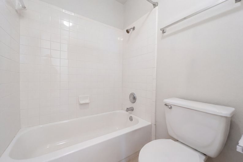 Photo 16 of 68 of 1014 Bretton Woods Dr, Cedar Park, TX
