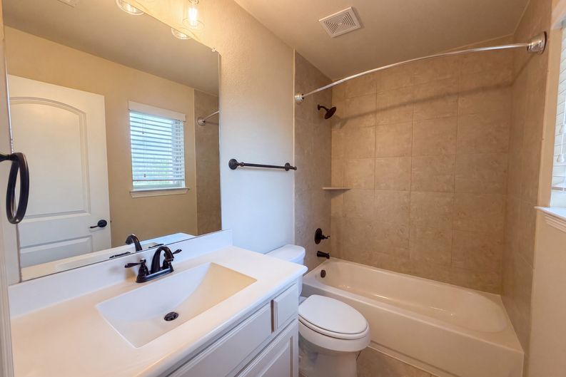Photo 16 of 22 of 851 Yellowcress Dr, Prosper, TX