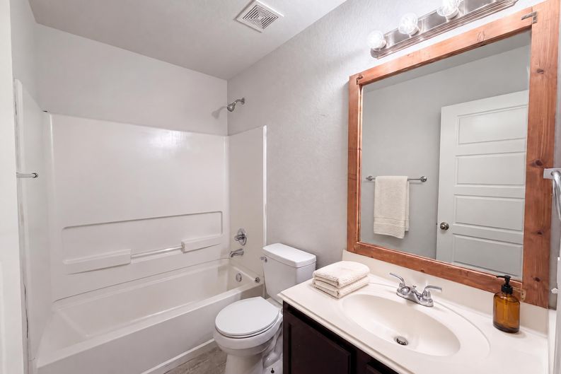 Photo 12 of 24 of 3513 Nuhn Way, New Braunfels, TX