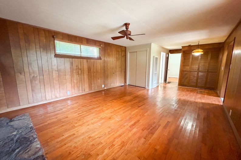 Photo 10 of 16 of 624 Belview St, Bessemer, AL
