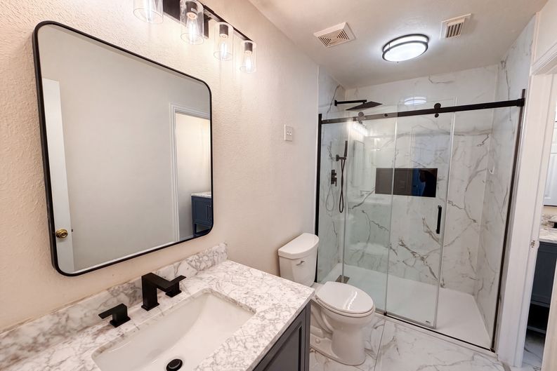 Photo 16 of 22 of 3106 Westshore Dr, Rowlett, TX