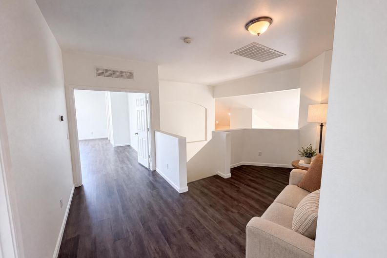 Photo 18 of 39 of 7428 S 15th Dr, Phoenix, AZ