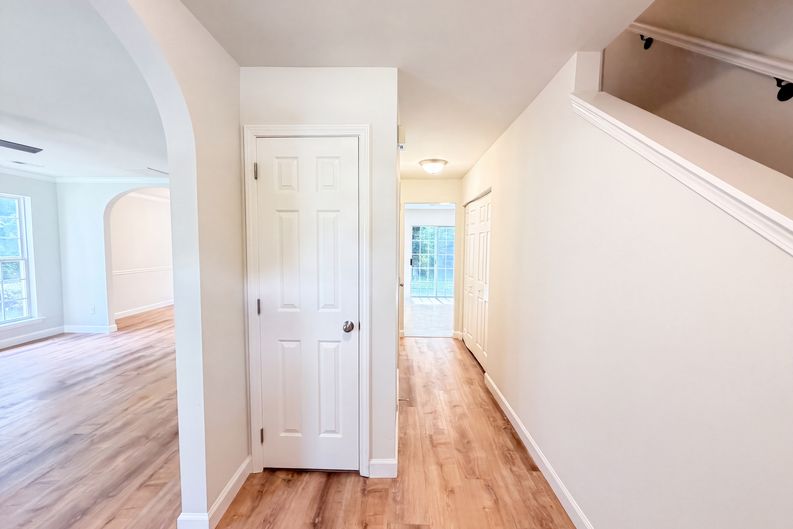 Photo 18 of 22 of 14542 Arbor Ridge Dr, Charlotte, NC