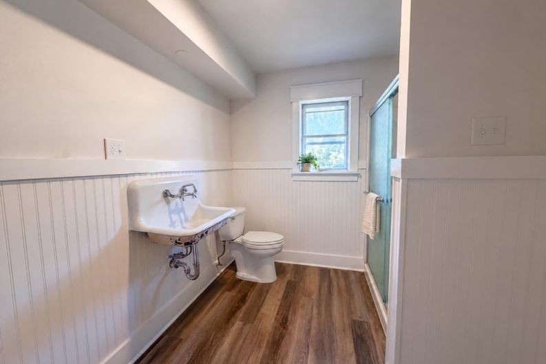 Photo 11 of 23 of 808 Griffin St, McKinney, TX