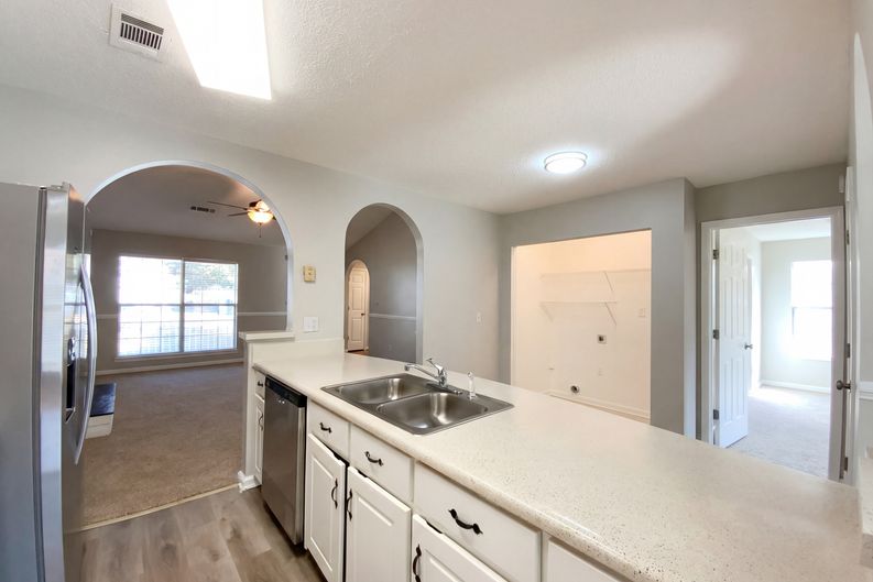 Photo 10 of 21 of 6773 Biscayne Blvd, Rex, GA