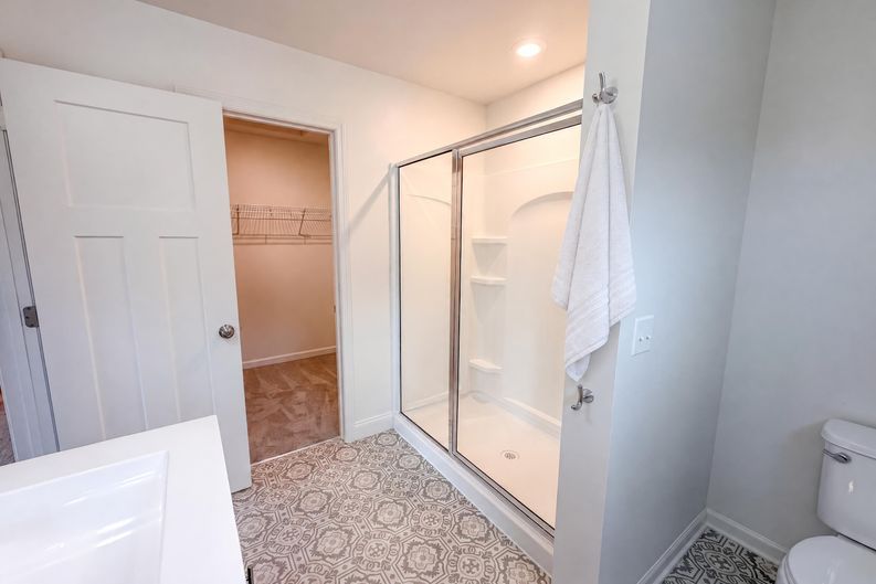 Photo 16 of 32 of 4607 128th Cir NE, Blaine, MN