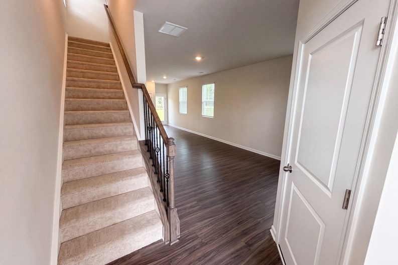 Photo 10 of 31 of 204 Socrates St, Lexington, SC