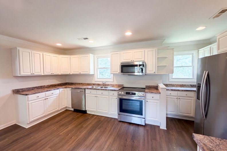 Photo 13 of 29 of 161 Skinner Rd, Inman, SC