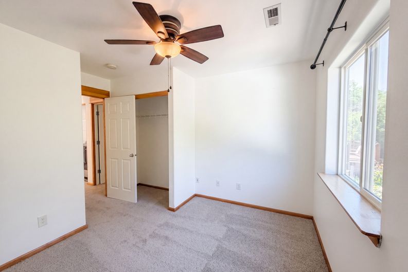 Photo 11 of 20 of 3344 Oakcrest Dr, Forest Grove, OR