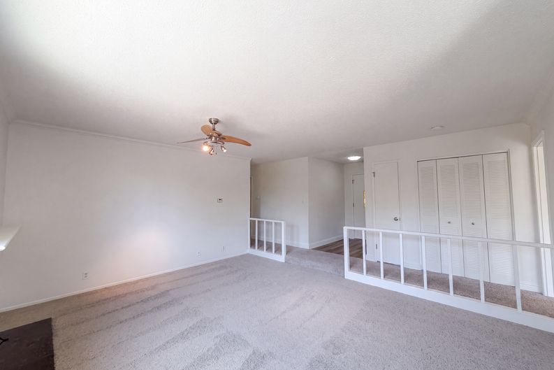 Photo 7 of 41 of 7007 Ursa Pkwy, Sacramento, CA