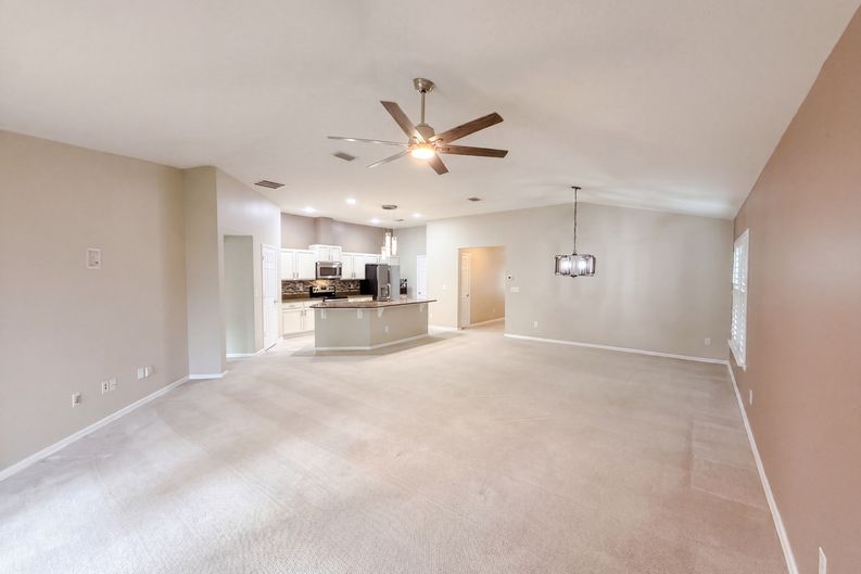 Photo 12 of 36 of 120 Prestwick Grande Dr, Daytona Beach, FL