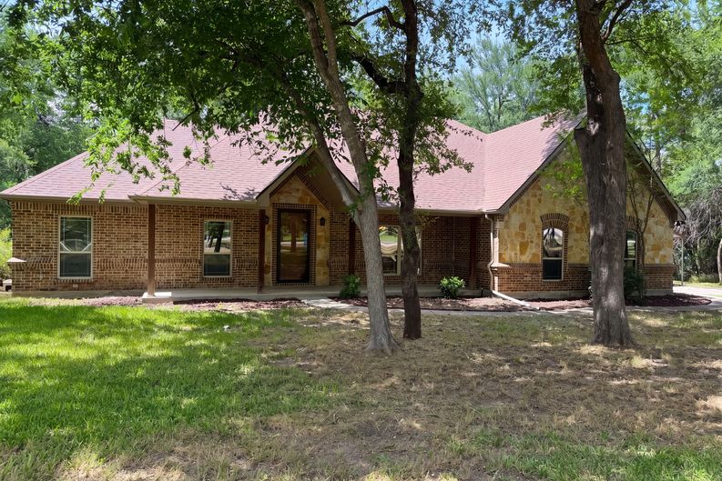 Photo 22 of 25 of 121 Rey Del Mar Cir, Weatherford, TX