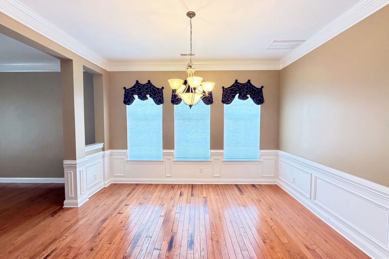 Photo 6 of 28 of 9928 Daufuskie Dr, Charlotte, NC