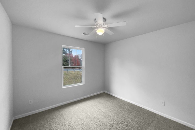 Photo 14 of 30 of 2315 Freeman Rd, Jonesboro, GA