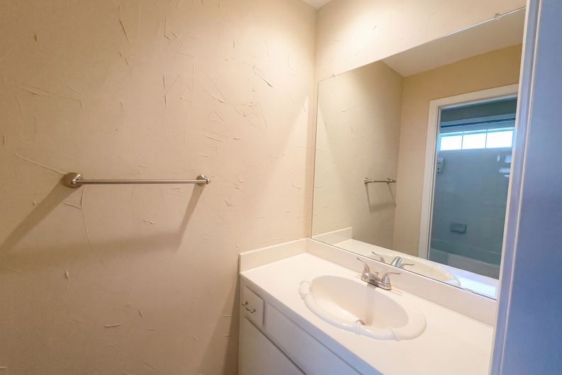 Photo 10 of 26 of 2741 Barrington Dr, Plano, TX