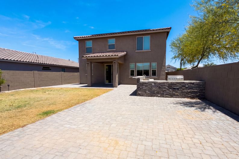 Photo 5 of 42 of 11284 N 186th Ln, Surprise, AZ