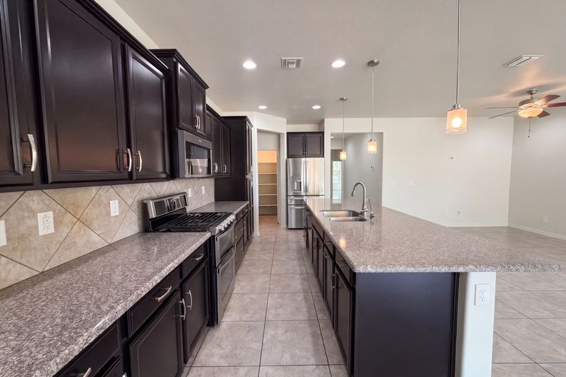 Photo 24 of 31 of 2518 E Fawn Dr, Phoenix, AZ