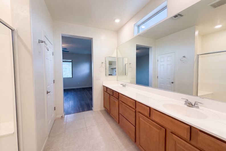 Photo 27 of 45 of 2551 N 212th Dr, Buckeye, AZ