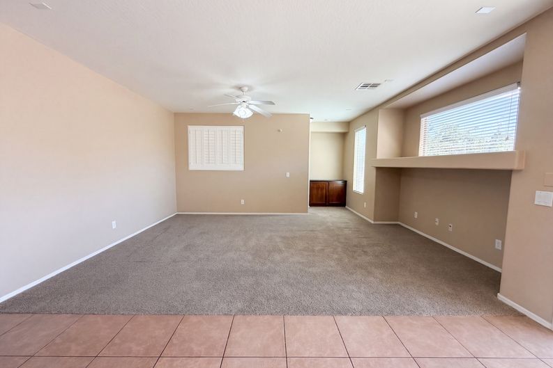 Photo 6 of 21 of 671 W Green Tree Dr, San Tan Valley, AZ