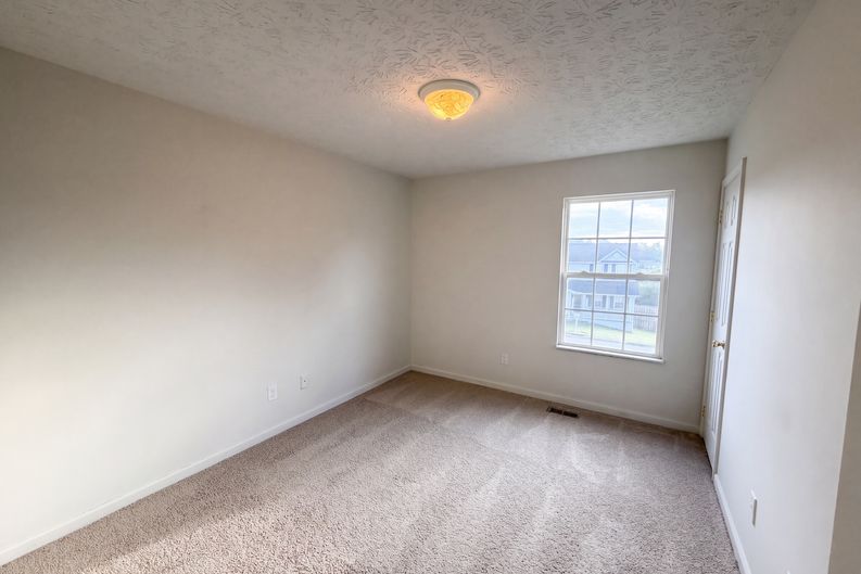 Photo 20 of 30 of 7111 Pinecroft Ln, Knoxville, TN