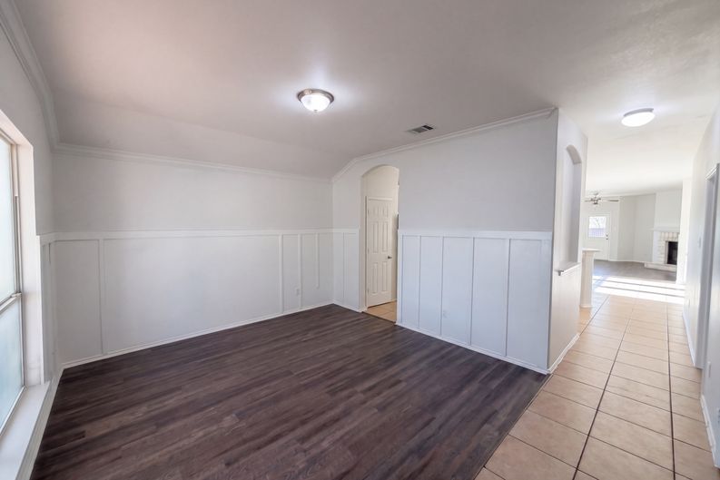 Photo 6 of 19 of 404 Timothy John Dr, Pflugerville, TX