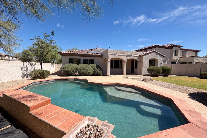 Photo 5 of 34 of 4615 W Powell Dr, New River, AZ