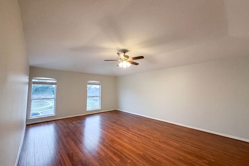 Photo 10 of 26 of 3312 White Blossom Ln, Clermont, FL