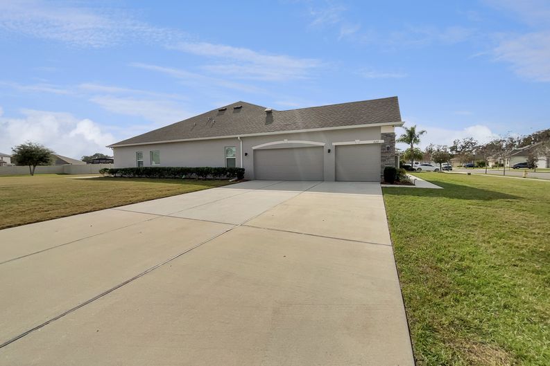 Photo 22 of 24 of 1657 Marsh Pointe Dr, Clermont, FL