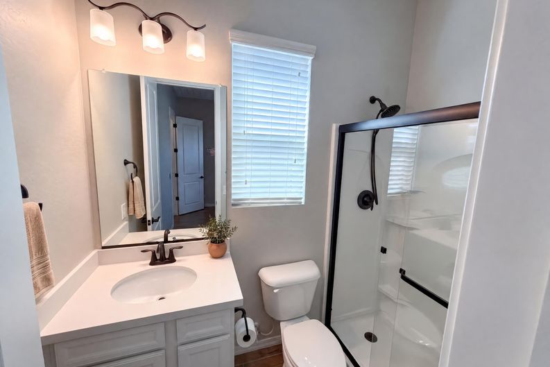 Photo 10 of 55 of 4511 N 93rd Dr, Phoenix, AZ