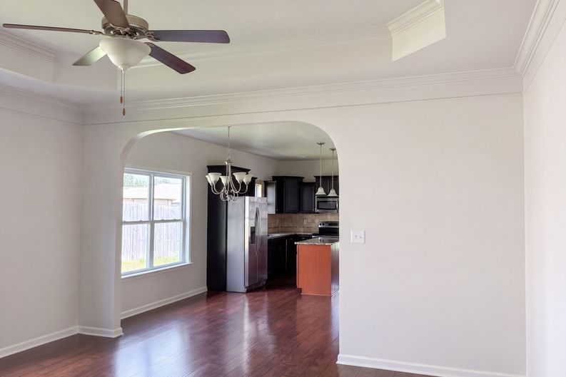 Photo 11 of 25 of 7734 Timber Leaf Ln, Bessemer, AL