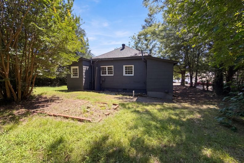 Photo 5 of 20 of 372 Oliver St, Spartanburg, SC