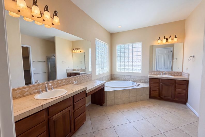 Photo 6 of 31 of 20359 N 262nd Dr, Buckeye, AZ