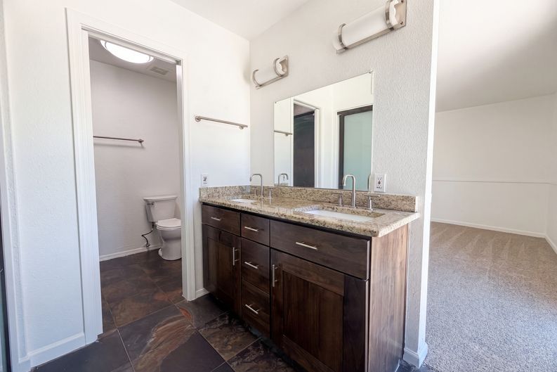 Photo 12 of 17 of 1307 W Alamo Dr, Chandler, AZ