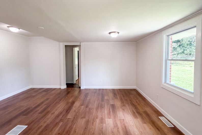 Photo 6 of 23 of 5656 Salem Rd, Covington, GA
