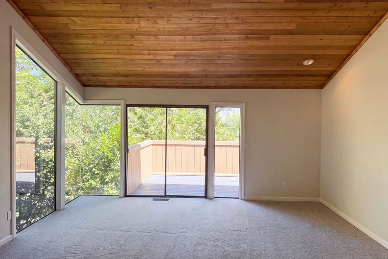 Photo 13 of 47 of 815 Wild Oak Dr, Santa Rosa, CA