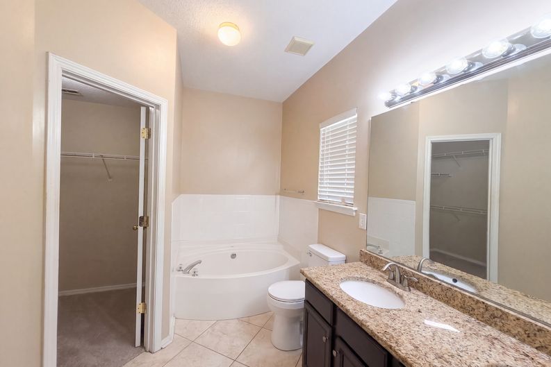 Photo 9 of 18 of 5328 Seaspray Ln, Raleigh, NC