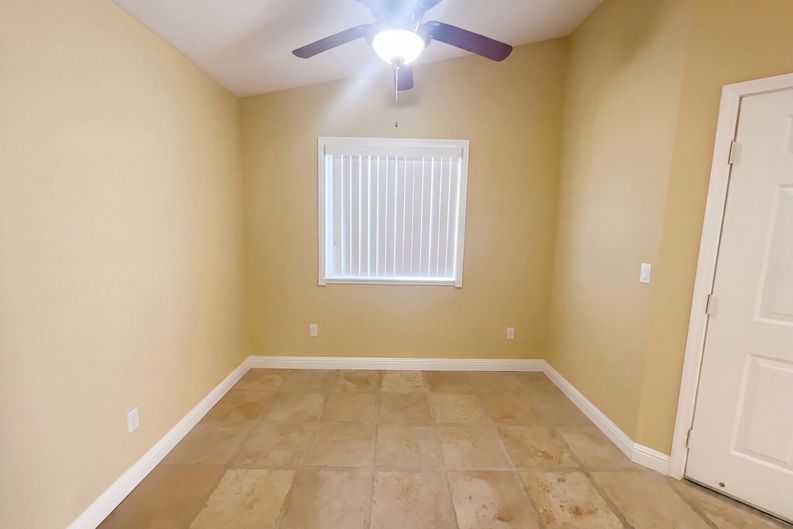 Photo 13 of 17 of 885 Halidon Way, Folsom, CA