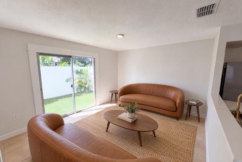 Photo 10 of 20 of 411 Dorchester Sq, Lake Mary, FL