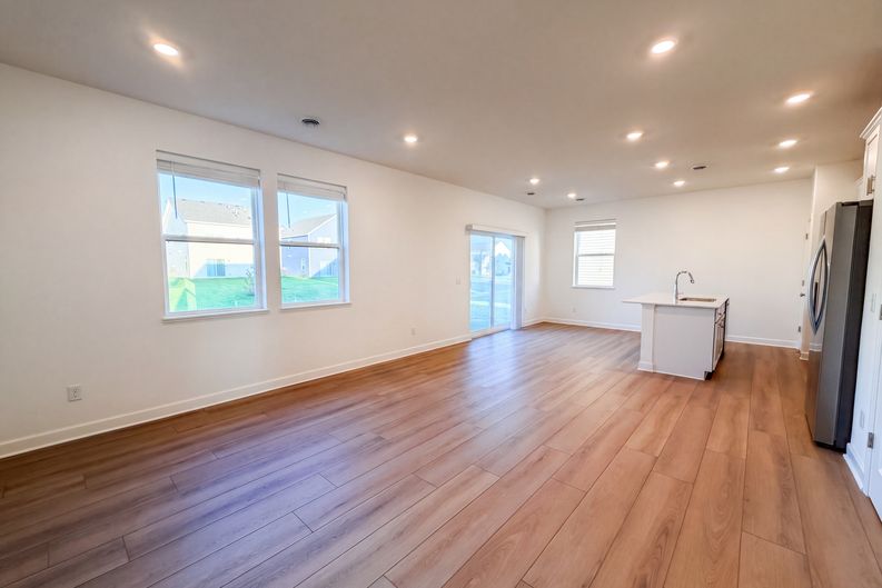Photo 18 of 23 of 10773 Hemingway Ave S, Cottage Grove, MN