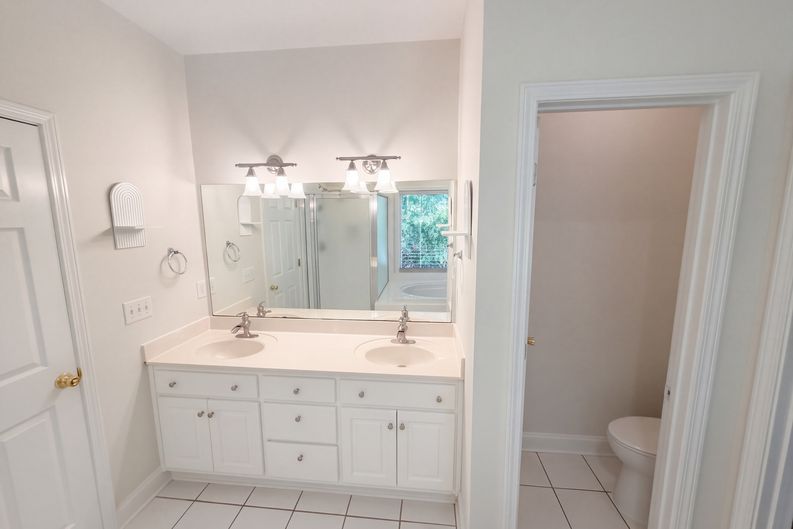 Photo 13 of 20 of 940 Cider Ridge Ct, Clarkesville, GA