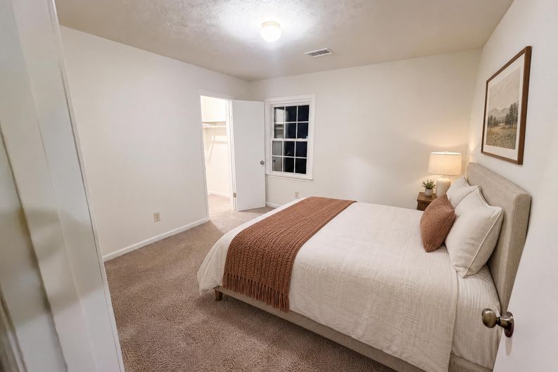 Photo 11 of 15 of 104 Hearthstone Dr, Lagrange, GA