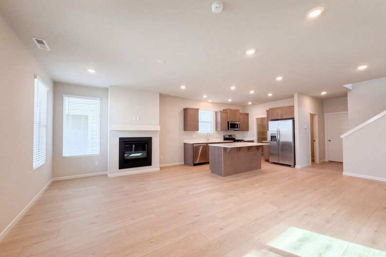 Photo 3 of 21 of 11317 NW 317th Ave, North Plains, OR