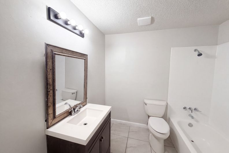 Photo 14 of 20 of 4610 Devon Ave, Lakeland, FL