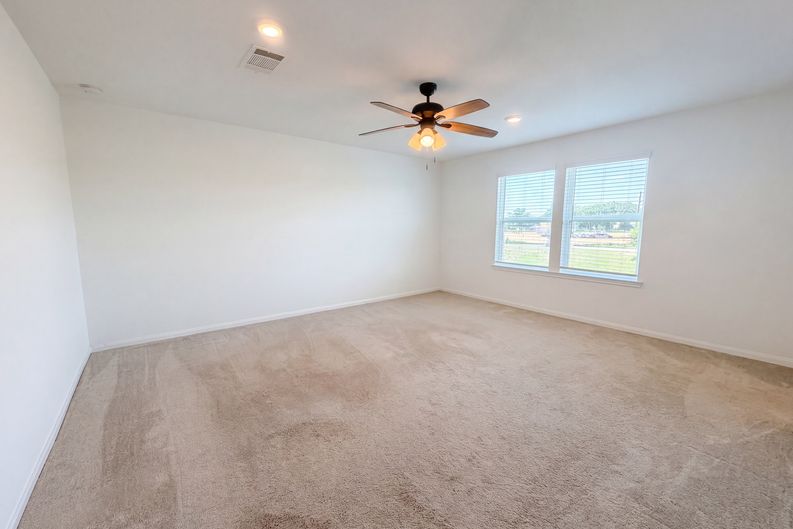 Photo 11 of 24 of 25635 Balsamroot Dr, Magnolia, TX