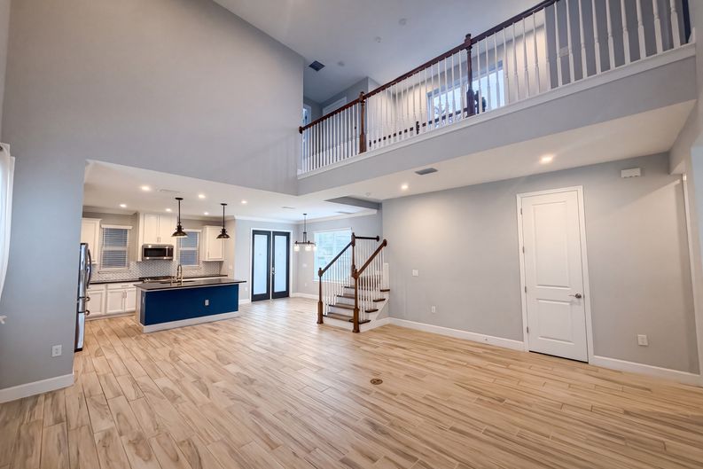 Photo 3 of 47 of 13720 Stevenson Ln, Odessa, FL