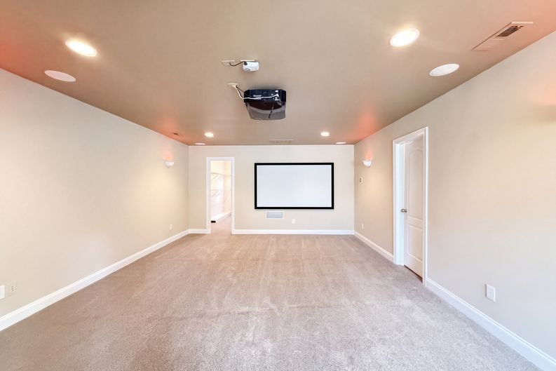 Photo 21 of 28 of 9928 Daufuskie Dr, Charlotte, NC